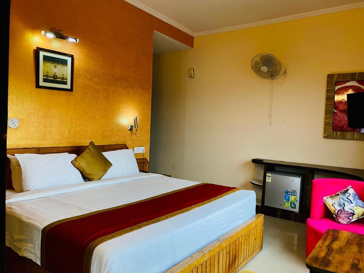 Hotel Aachman Regency Šimla Exteriér fotografie